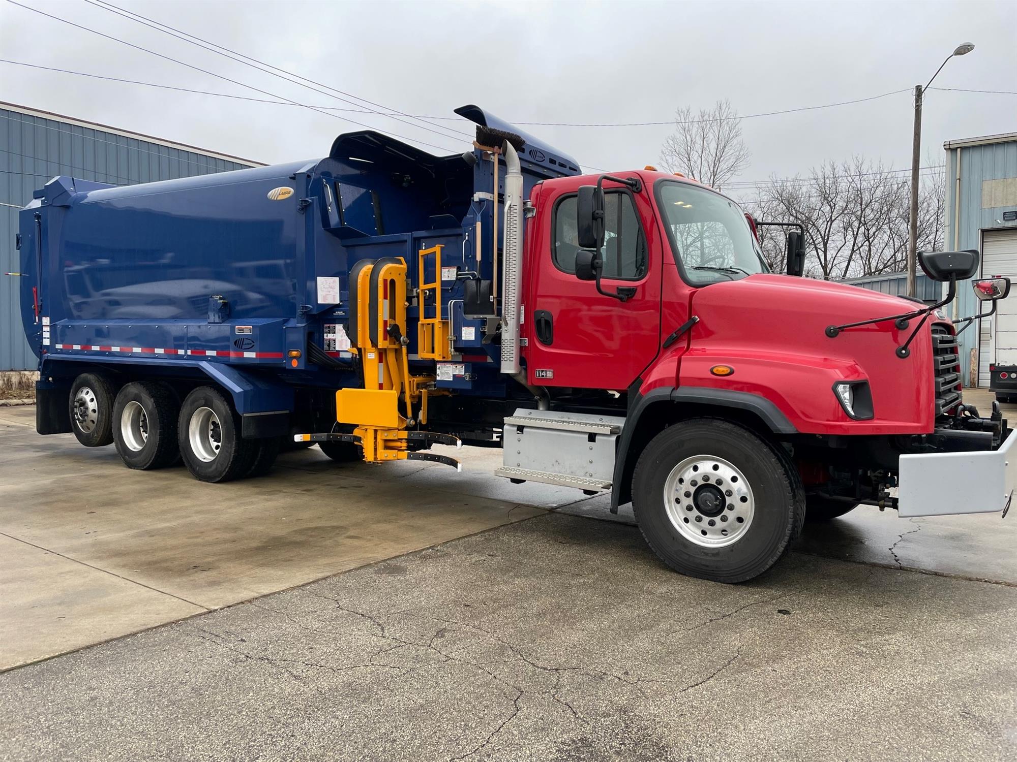 Garbage Truck Supplier in Sheboygan, Wisconsin